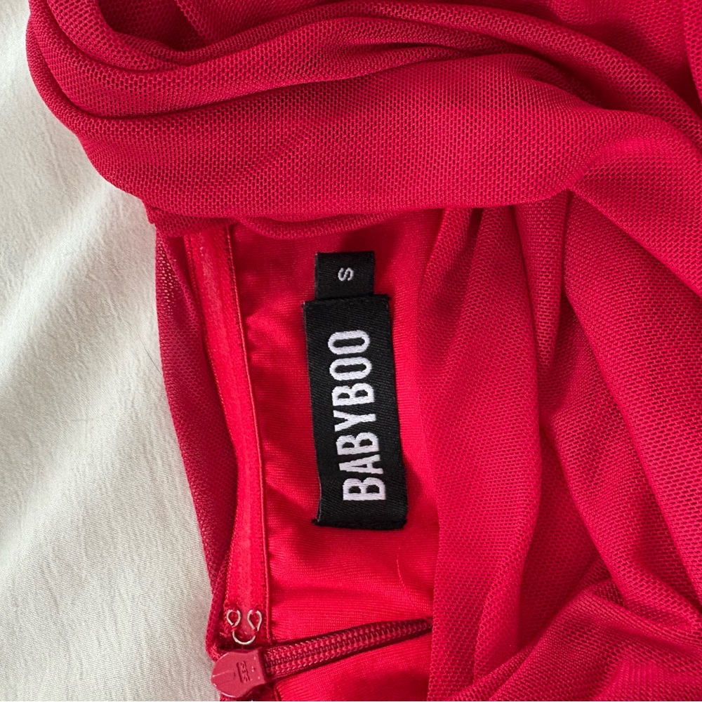 Boohoo Red Ruched Dress - Picture 2 of 3